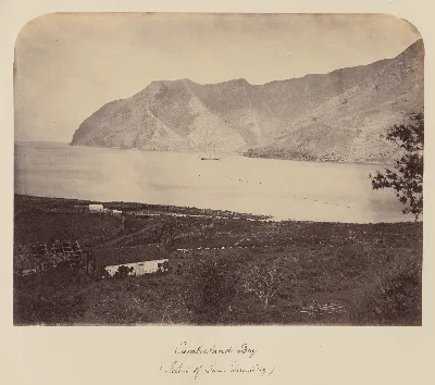 Bahía Cumberland de Isla Robinson Crusoe, 1860 — 1860 | Chile de Ayer