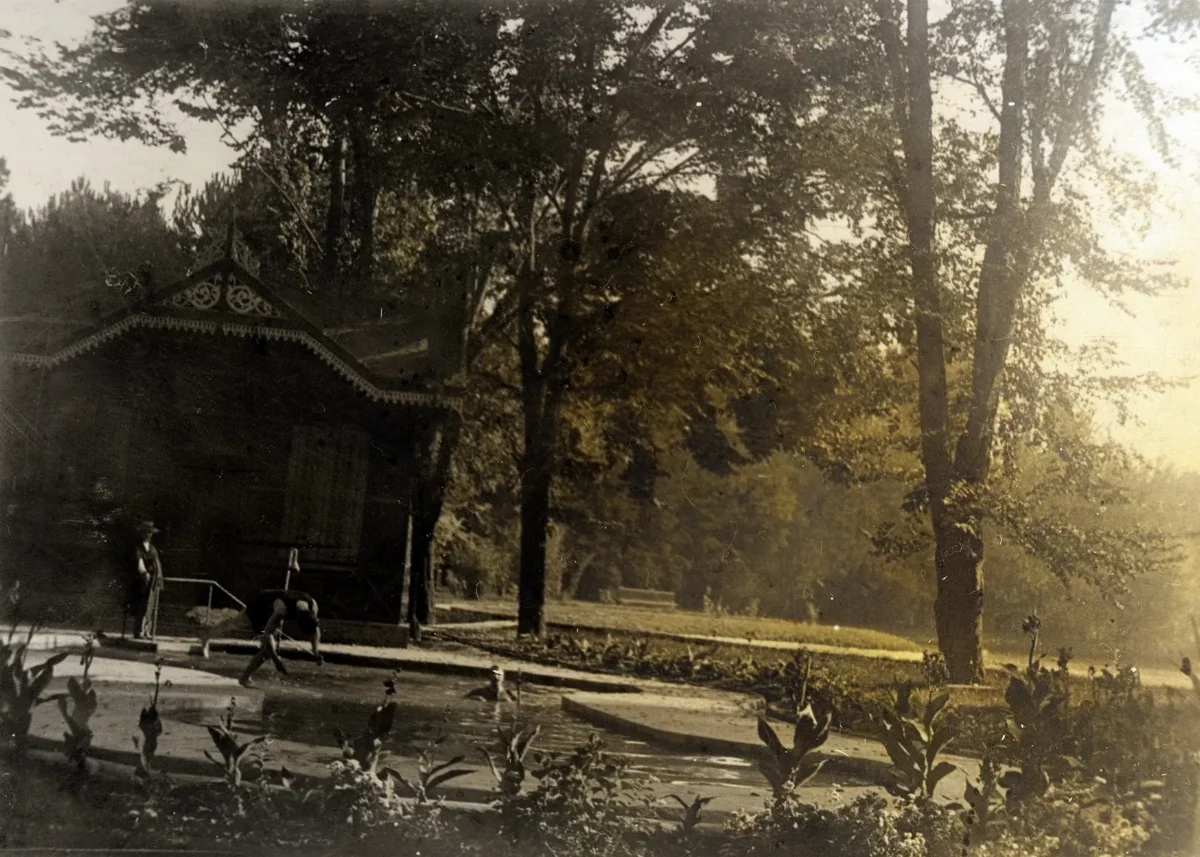 Parque Las Majadas de Pirque, CA 1901 — Las Majadas de Pirque — 1901 | Chile de Ayer