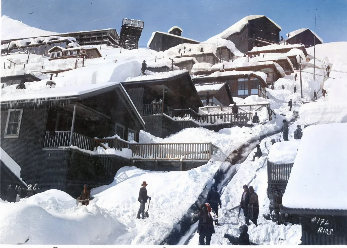 Casa de Trabajadores Sewell, ca 1920 — Sewell — 1920 | Chile de Ayer