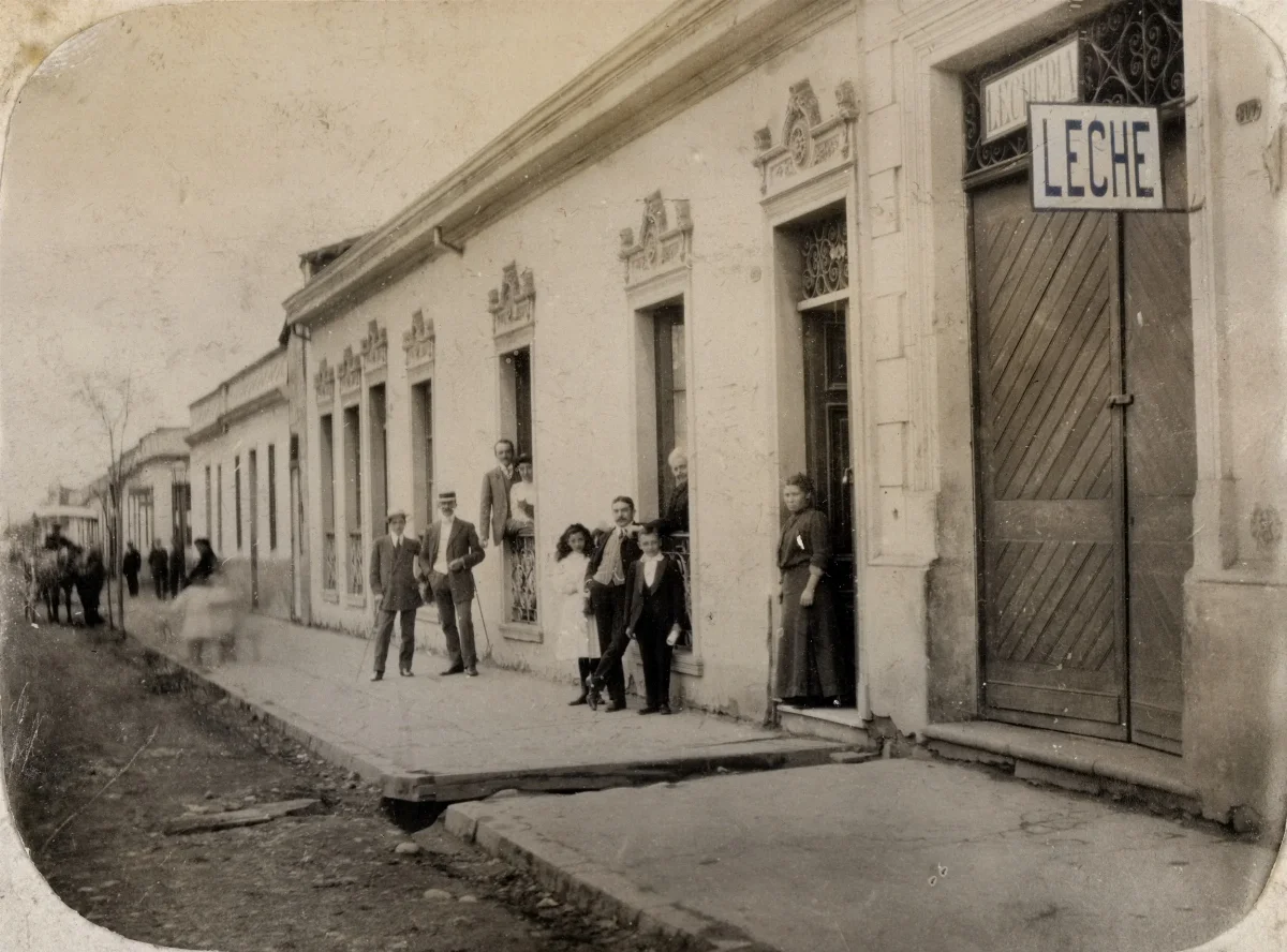 Cementerio Central de Chile, CA 1900 — Cementerio General de Santiago — 1900 | Chile de Ayer