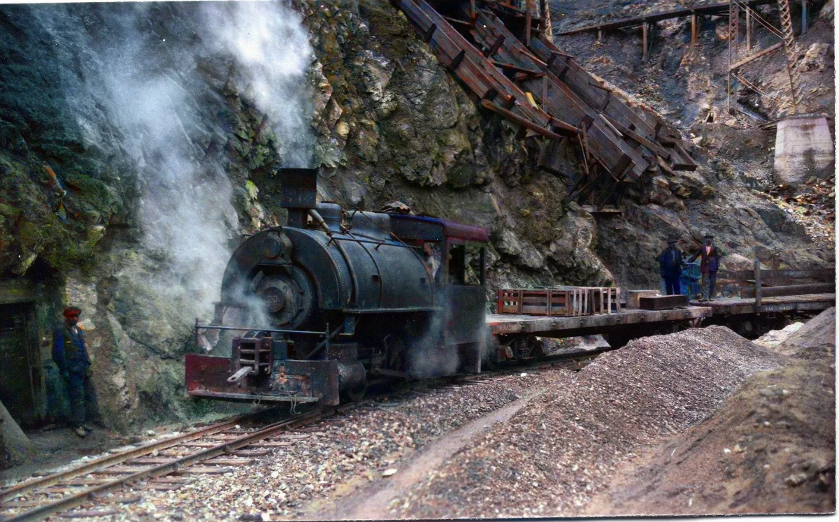 Ferrocarril Sewell, ca 1920 — Mina El Teniente — 1920 | Chile de Ayer