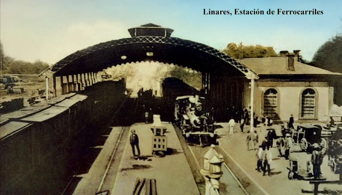 Estación de ferrocarriles de Linares en 1915 — Estación de Ferrocarriles de Linares — 1915 | Chile de Ayer