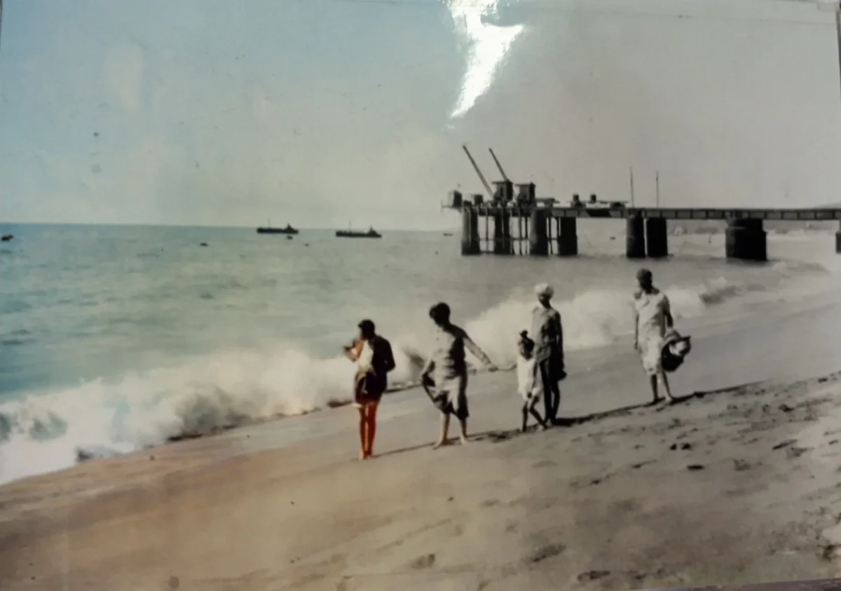 Muelle Vergara, previo a 1937, antes de la grúa — Muelle Vergara — 1920 | Chile de Ayer