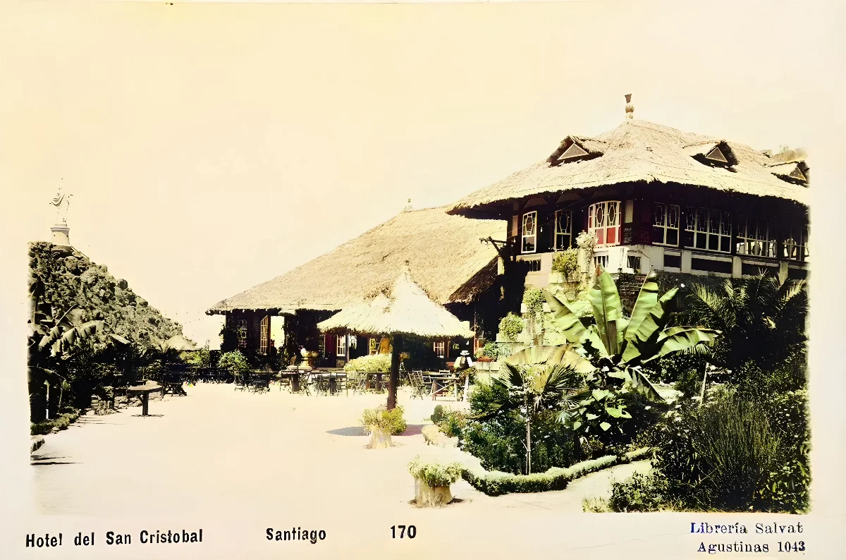 Casino Cumbre en el San Cristóbal, 1921 — Cerro San Cristóbal — 1921 | Chile de Ayer