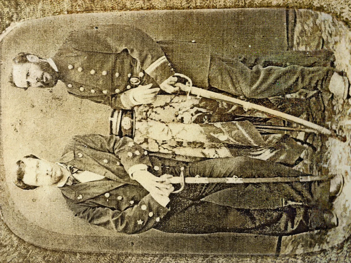 2 hermanos muertos en la Guerra del Pacifico, 1878 — Iquique — 1878 | Chile de Ayer