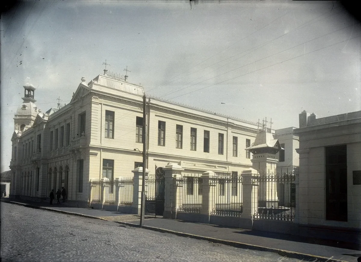 Intendencia de la Provincia del Biobío en Los Ángeles, 1920 — Intendencia de la Provincia del Biobío — 1920 | Chile de Ayer