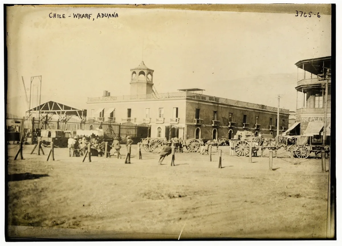 Chile - Wharf, Aduana LCCN2014701076 — Iquique — 1915 | Chile de Ayer