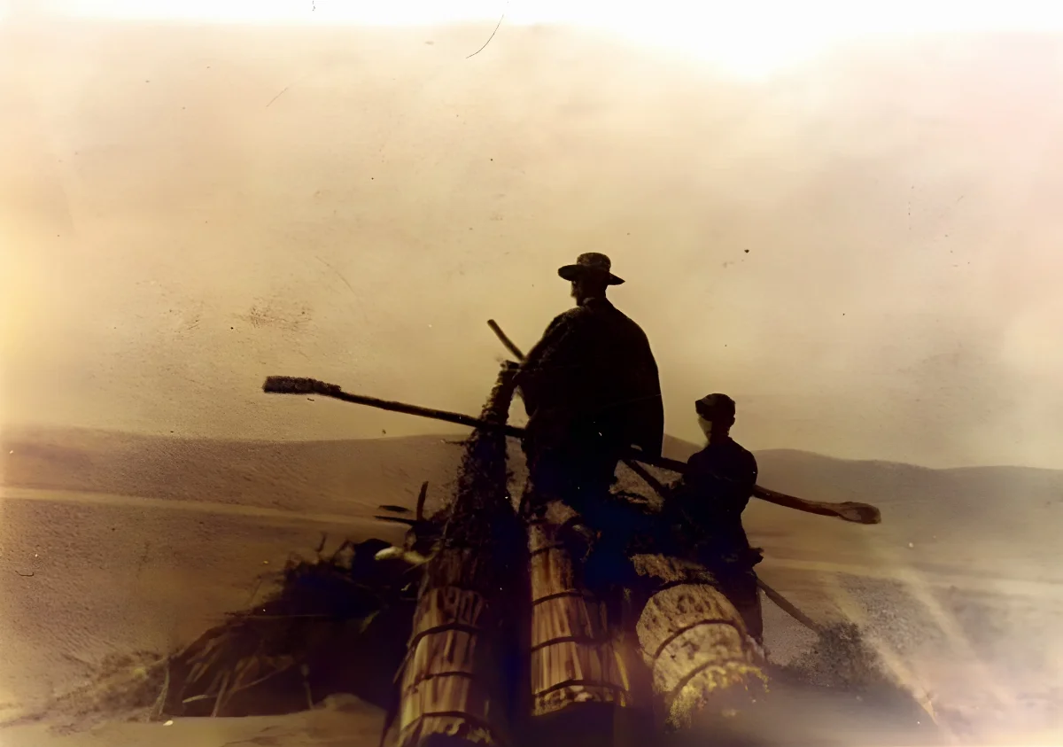 Martín Gusinde en los conchales de Pichilemu, 1917 — 1917 | Chile de Ayer