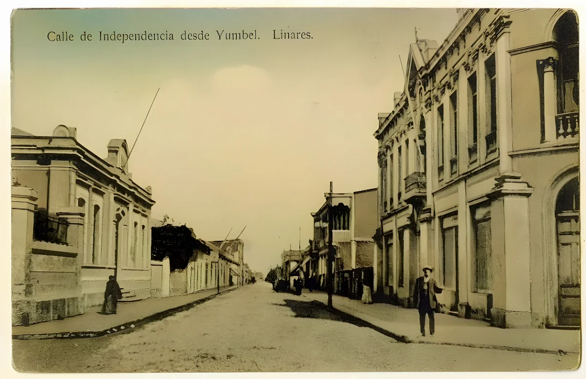 Calle de Independencia desde Yumbel, 1912 — Calle Independencia con Yumbel — 1912 | Chile de Ayer