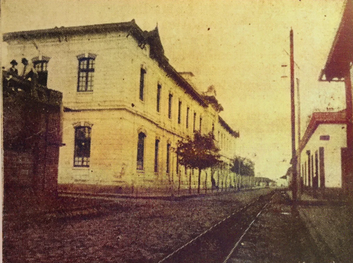 Liceo de hombres de Cauquenes, 1915 — Liceo de Hombres de Cauquenes — 1915 | Chile de Ayer