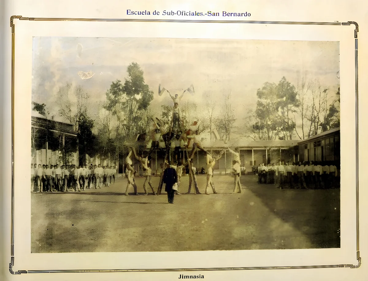 Ejércitodechile-álbumgráfico-1910-DSCF1421 — 1910 | Chile de Ayer