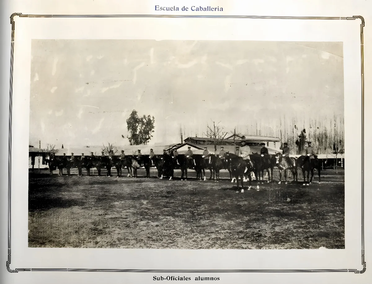 Ejércitodechile-álbumgráfico-1910-DSCF1428 — 1910 | Chile de Ayer