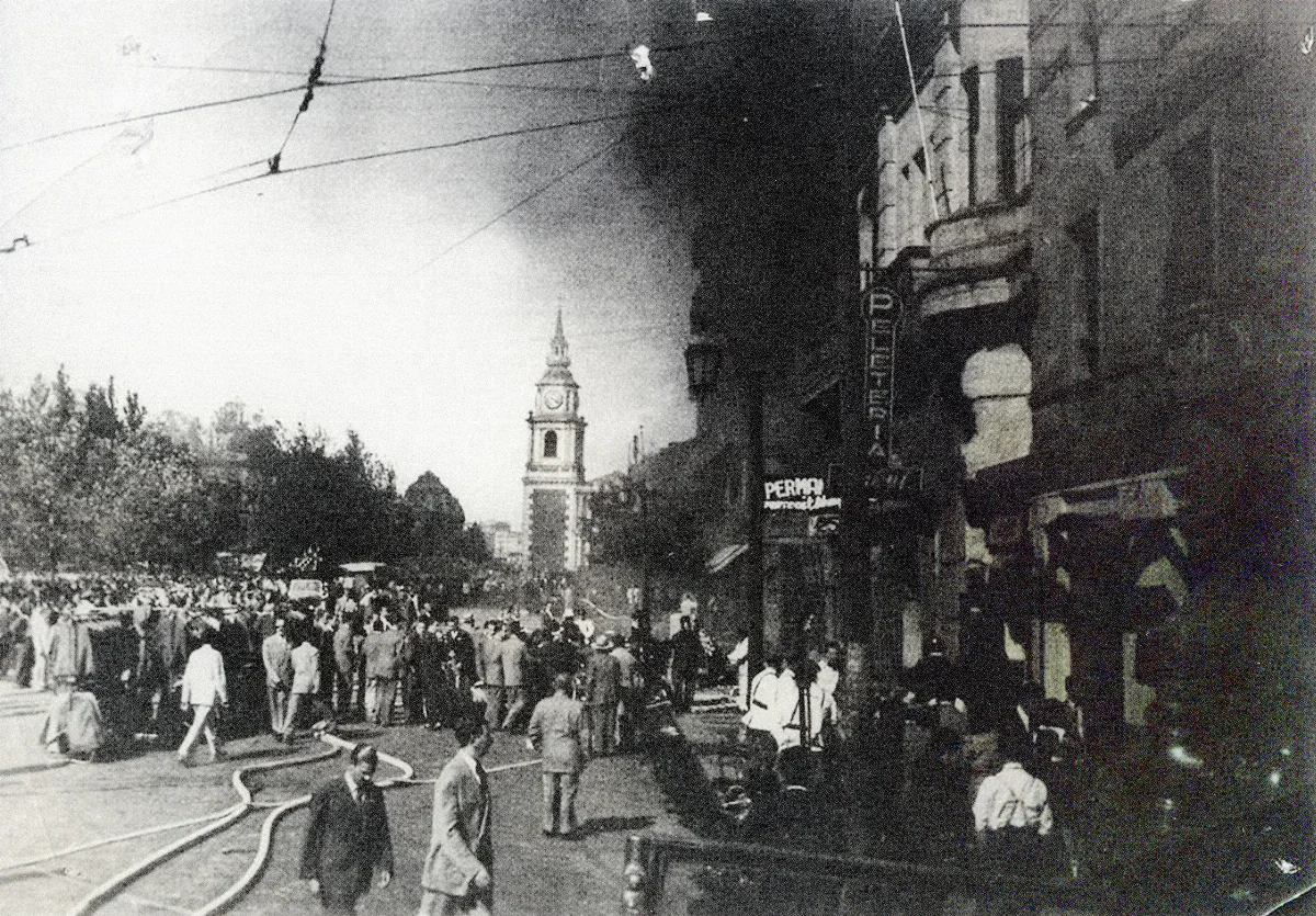 incendio Santiago Centro, 1948 — Alameda de las Delicias — 1948 | Chile de Ayer