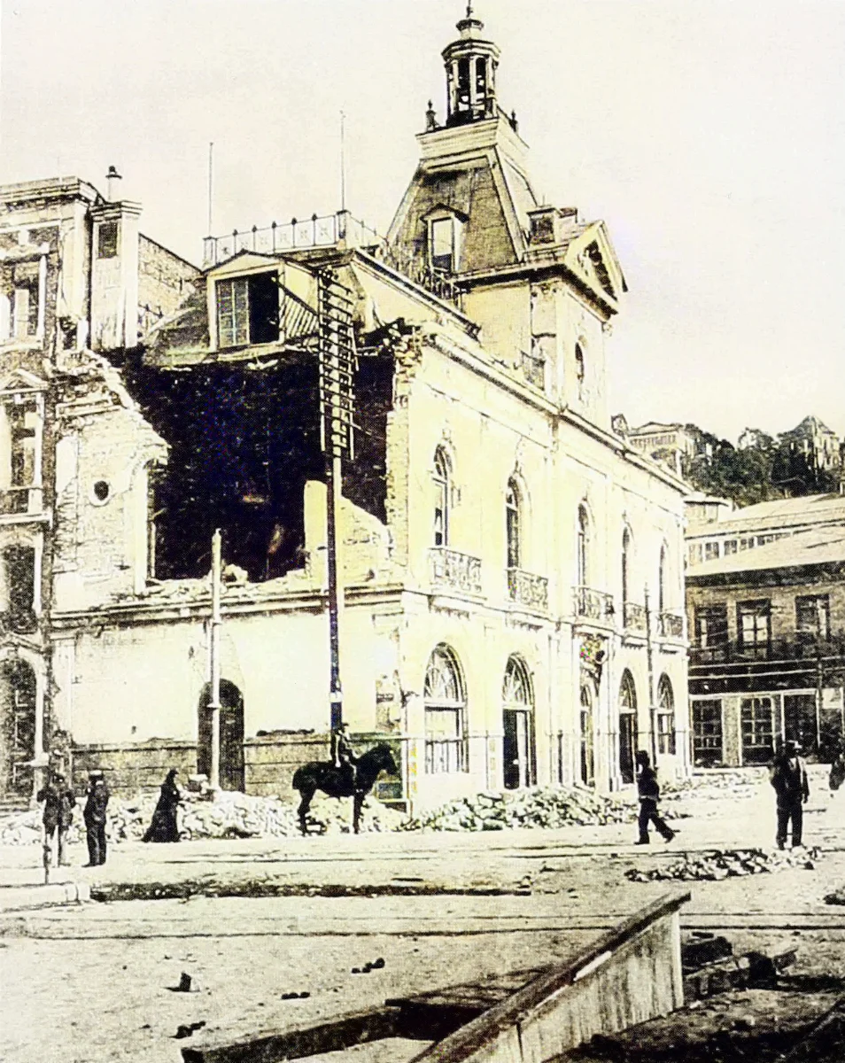 Terremoto 1906 Valparaíso — Cuartel General del Cuerpo de Bomberos de Valparaíso — 1906 | Chile de Ayer
