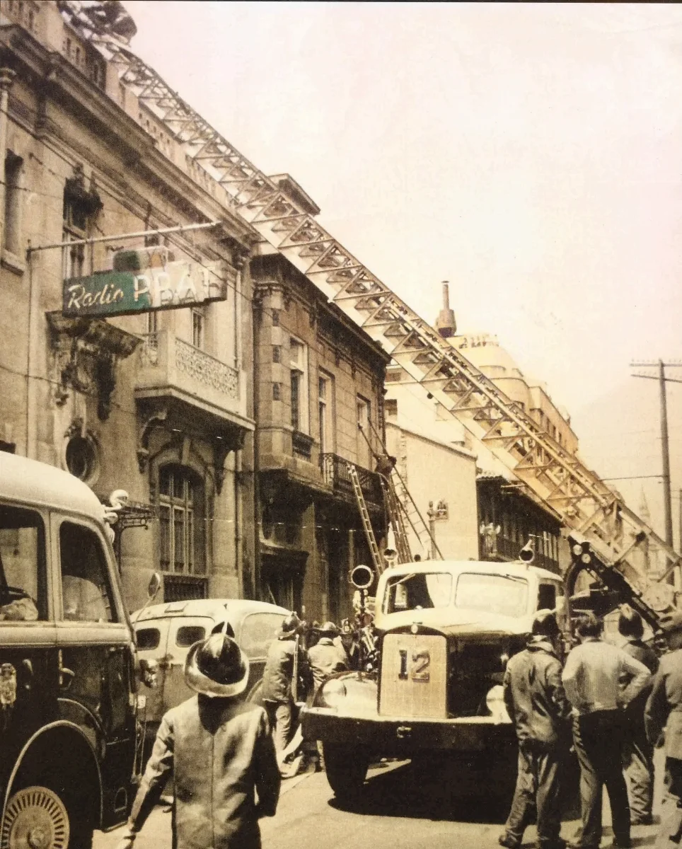 incendio en Santiago, 1962 — Iglesia San Francisco — 1962 | Chile de Ayer