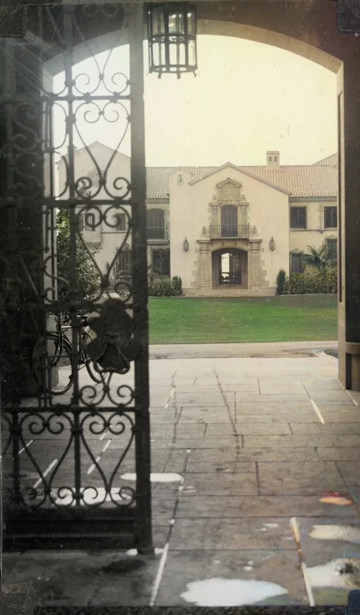 Palacio Cerro Castillo en 1930 — Palacio Presidencial Cerro Castillo — 1930 | Chile de Ayer
