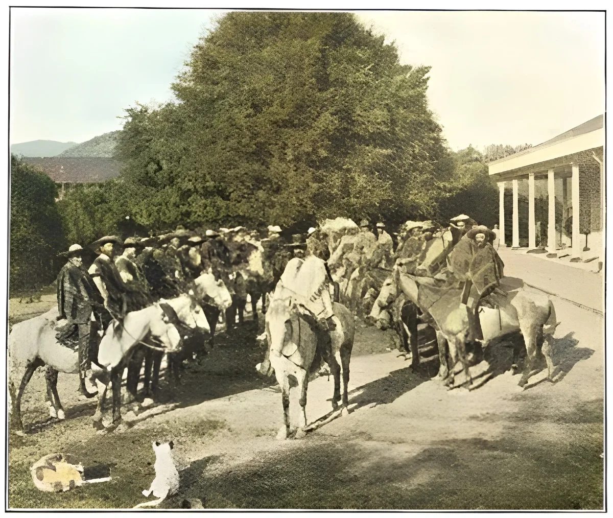 Reunión dominical de jefes de hacienda — aprox. 1890–1930 | Chile de Ayer