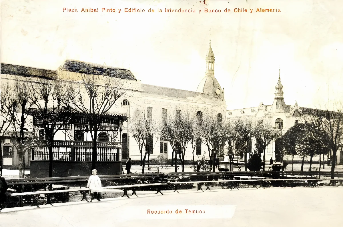 Plaza Aníbal Pinto de Temuco — Plaza Aníbal Pinto — 1910 | Chile de Ayer