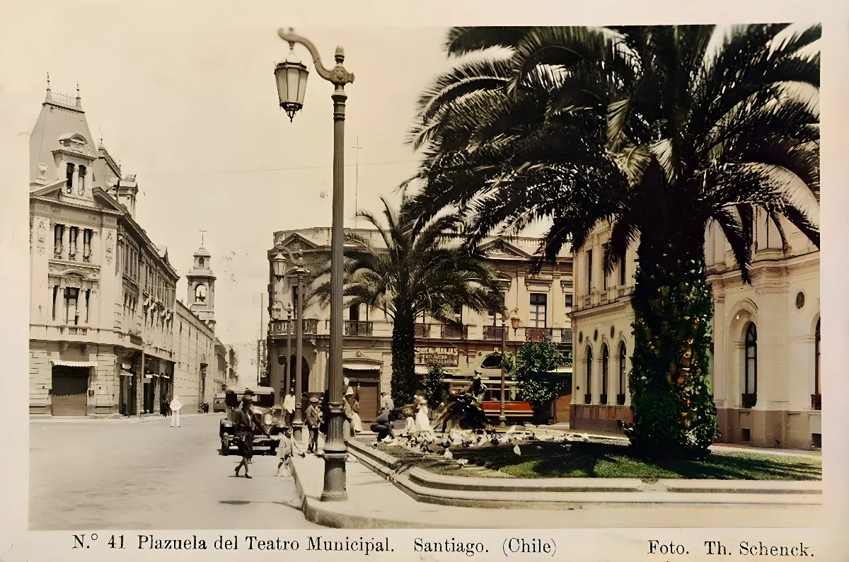 Plaza Patricio Mekis ca. 1910 — Teatro Municipal — 1910 | Chile de Ayer
