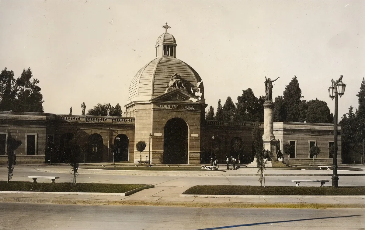 Cementerio General C.a 1930 — Cementerio General de Santiago — 1930 | Chile de Ayer