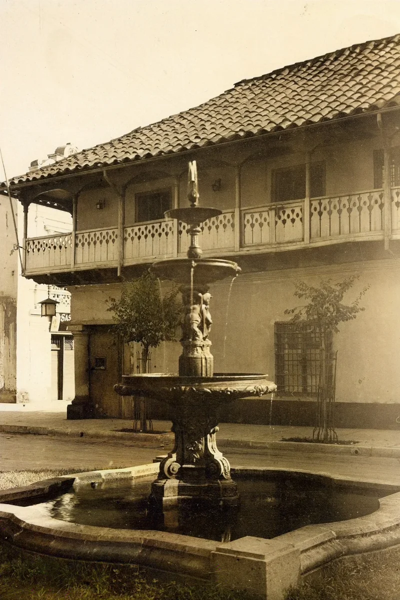 Posada Santiago C.a 1930 — Santiago Centro — 1930 | Chile de Ayer
