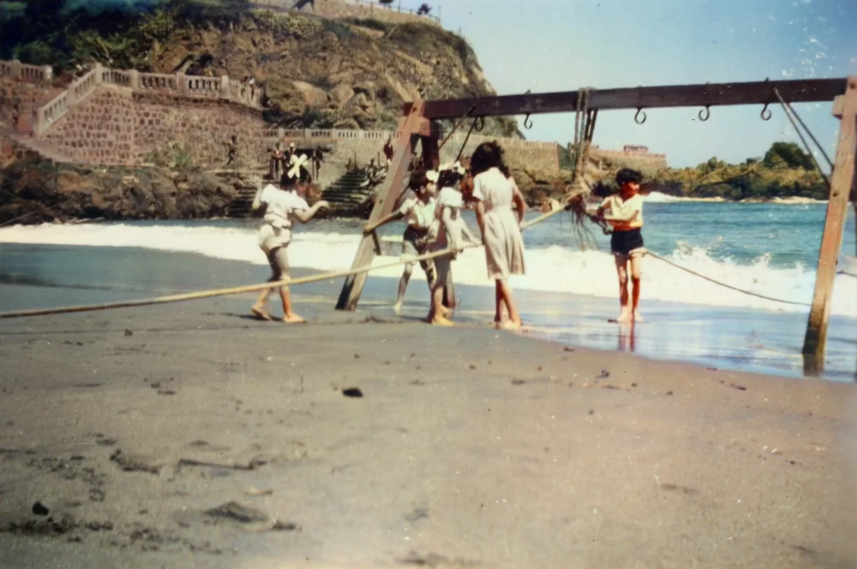 Balneario las Torpederas, 1949 — Playa Las Torpederas — 1949 | Chile de Ayer