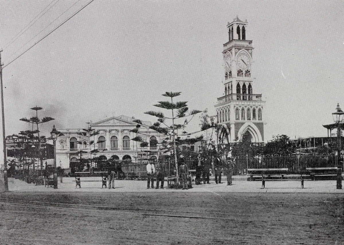 Plaza de Armas de Iquique, 1890 — Plaza Prat — 1890 | Chile de Ayer