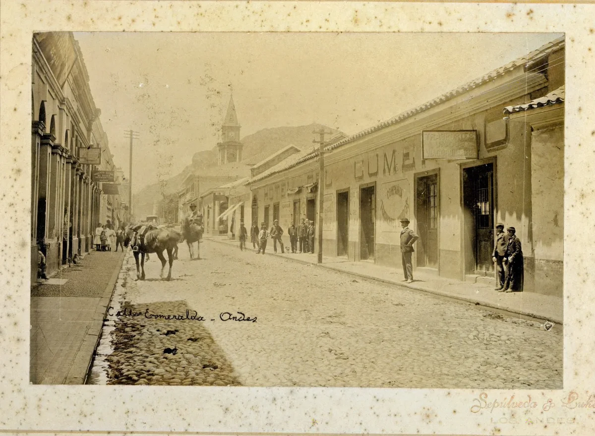 Calle de Los Andes, ca. 1910 — 1910 | Chile de Ayer
