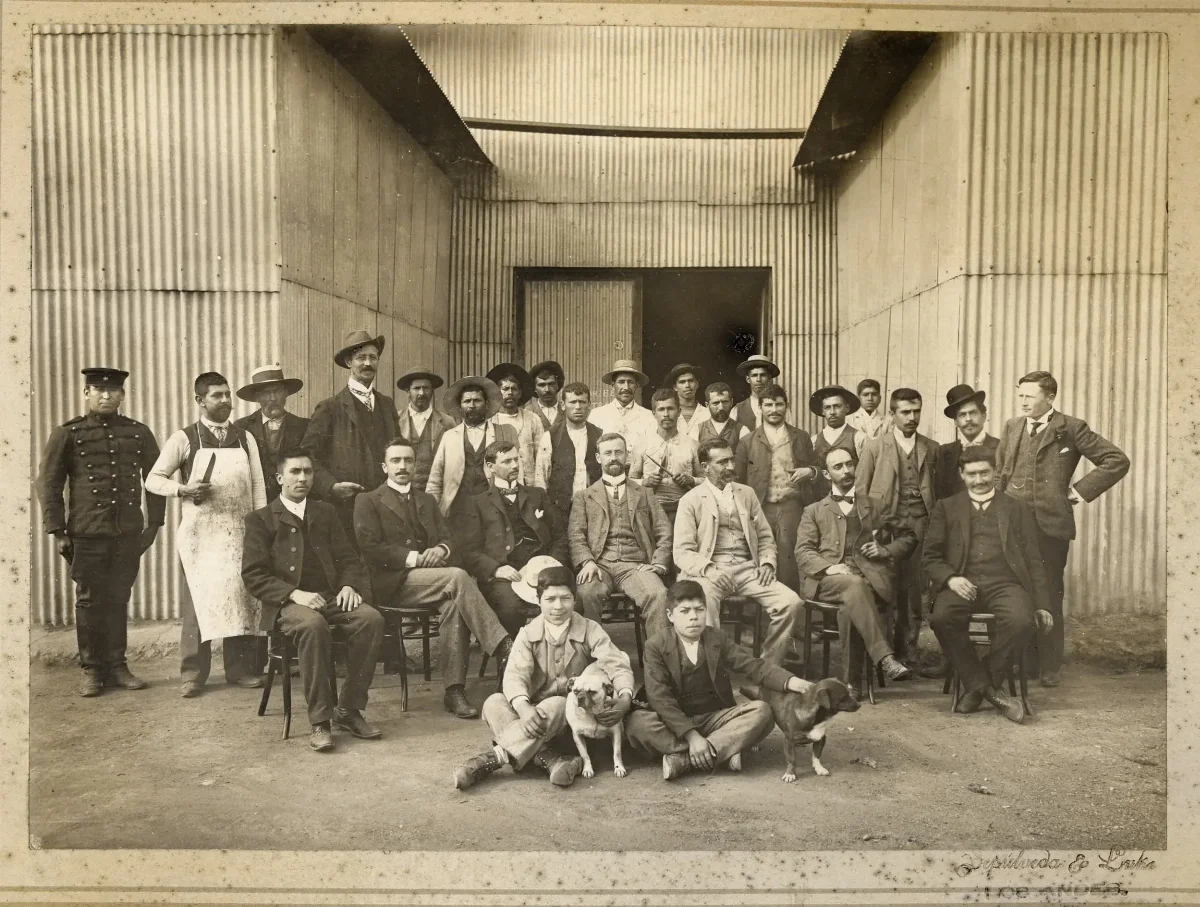 Grupo de Hombres en Los Andes, ca. 1910 — 1910 | Chile de Ayer