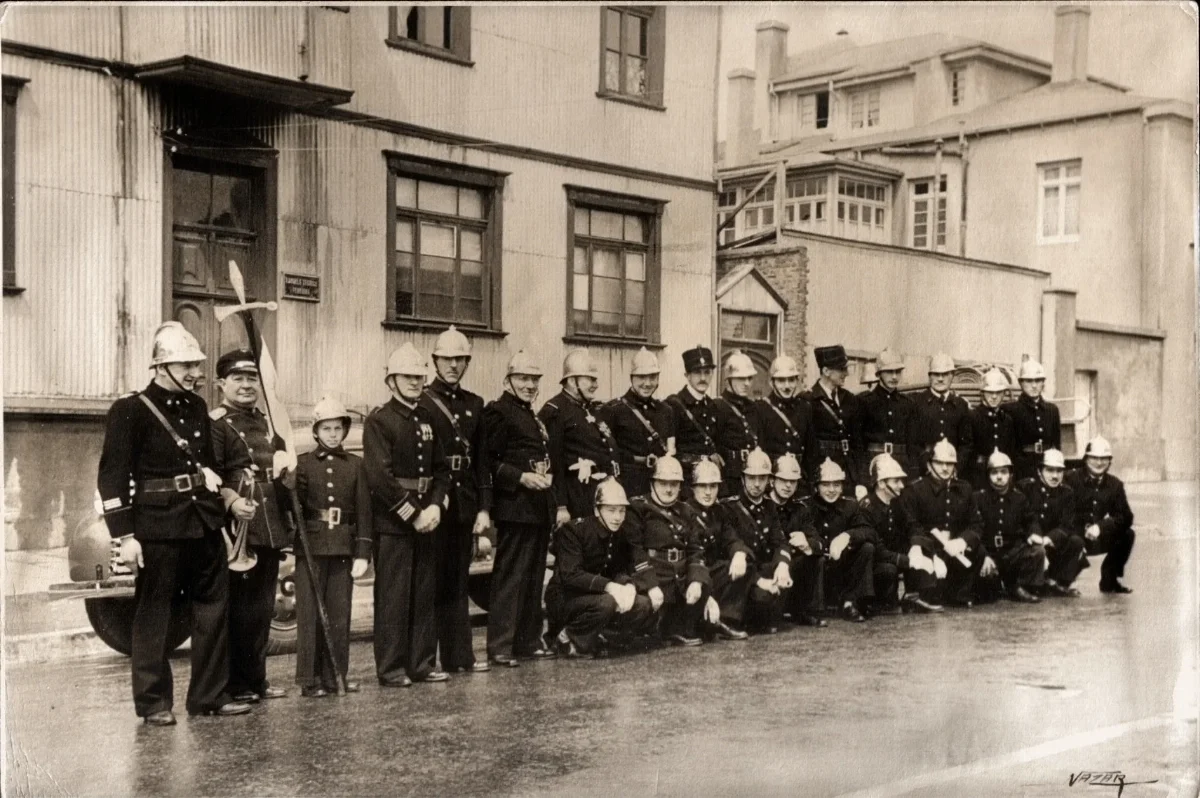 40º aniversario  de la "Pompe France" de Punta Arenas, 1946 — Cuartel de la Pompe France — 1946 | Chile de Ayer
