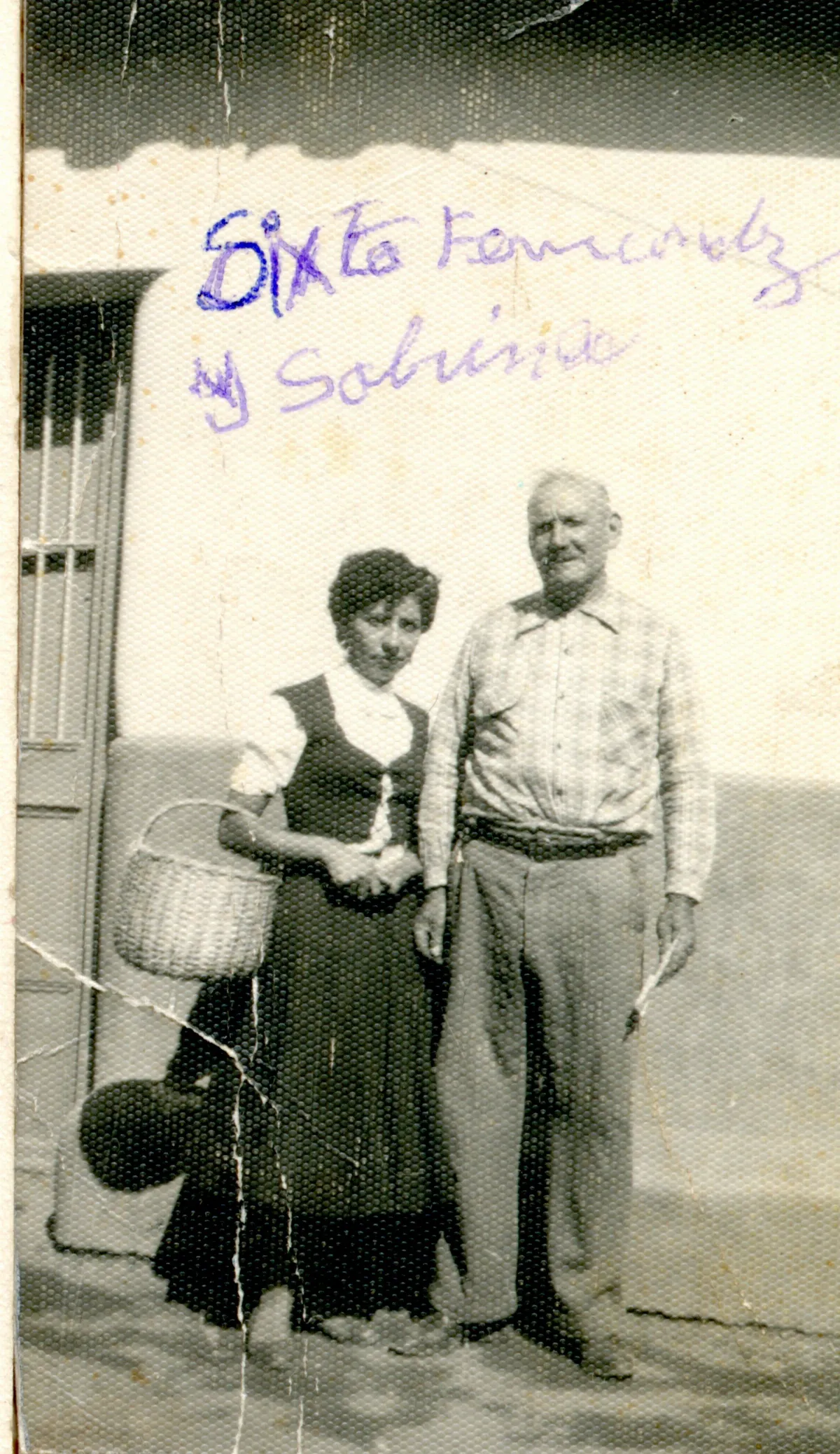 Sixto Fernandez y Sobrina — Pocuro — 1952 | Chile de Ayer