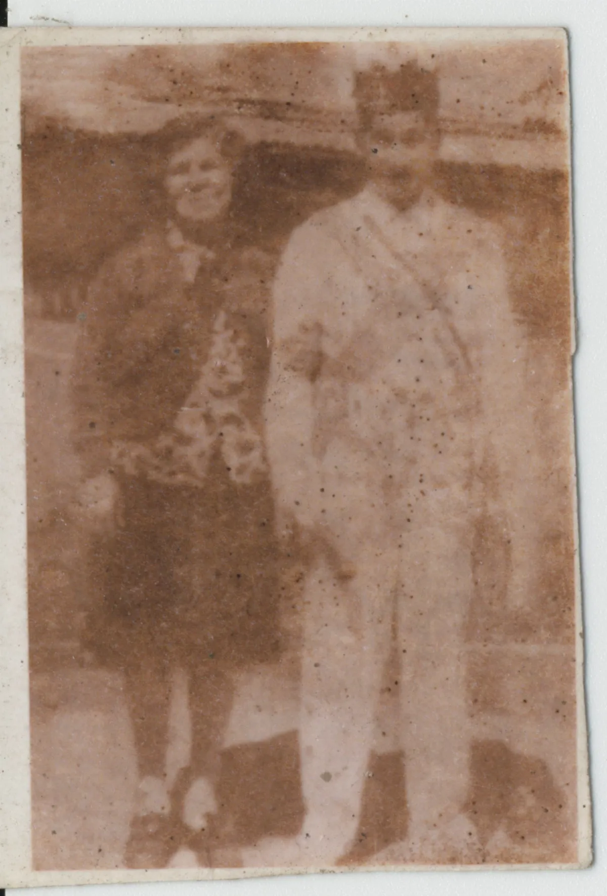 Clementina Saavedra y Genaro Martínez — Calle Larga — 1980 | Chile de Ayer