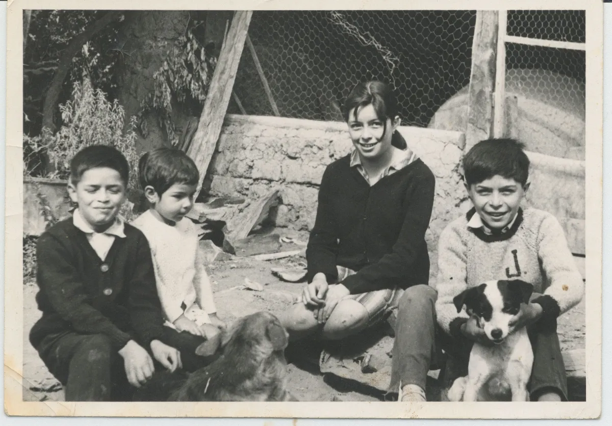 Hermanos Familia Contreras Vergara — Pocuro — 1966 | Chile de Ayer
