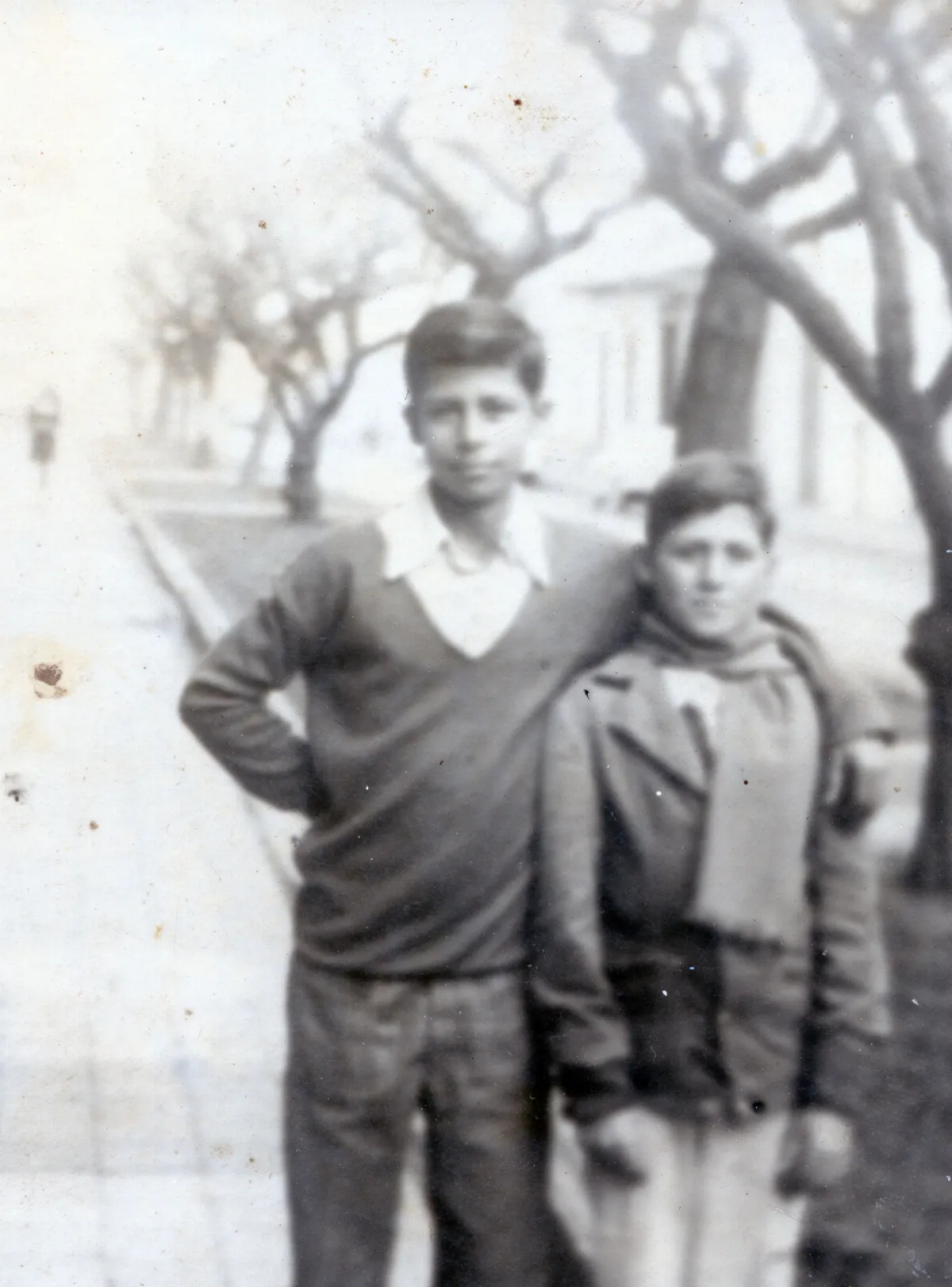 Mujer con niño en Calle Larga — Calle Larga — 1960 | Chile de Ayer