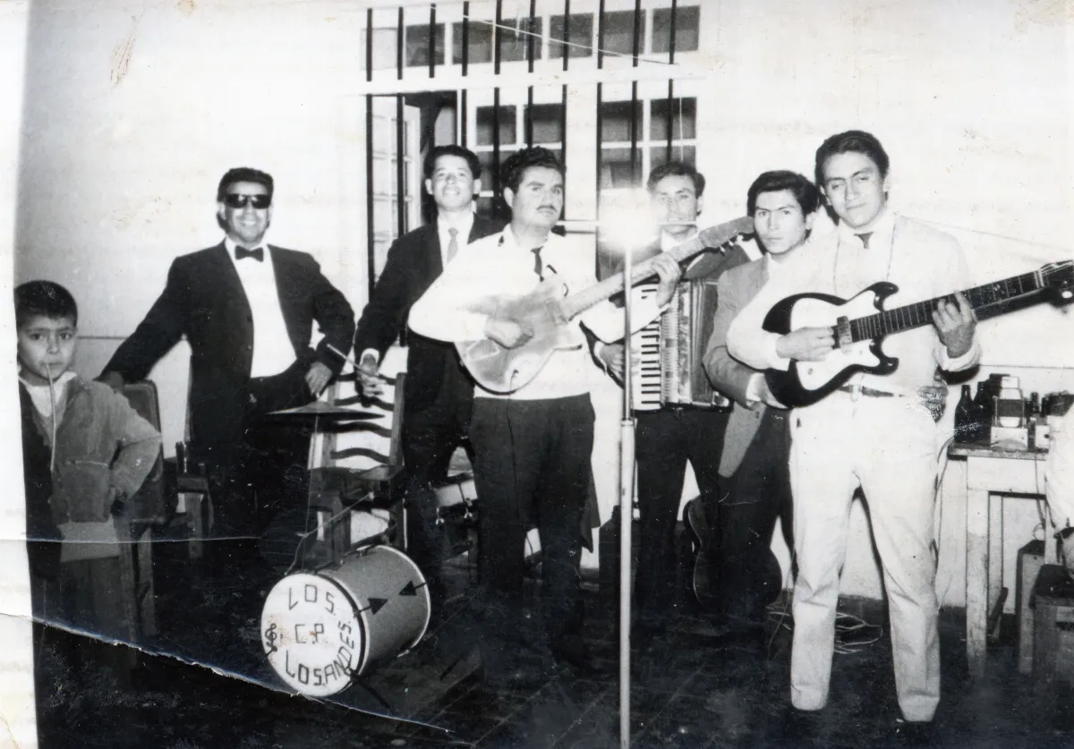 Conjunto Musical Hermanos Galdames — Calle Larga — 1959 | Chile de Ayer