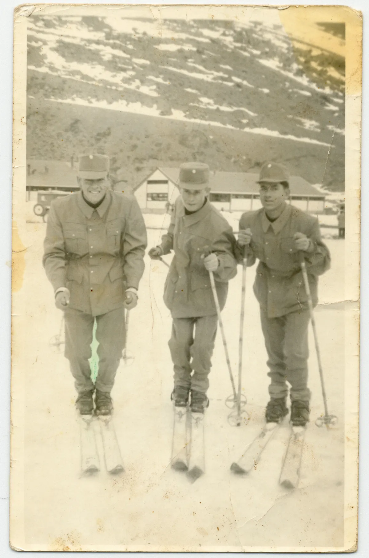 Militares en la nieve — Los Andes — 1963 | Chile de Ayer