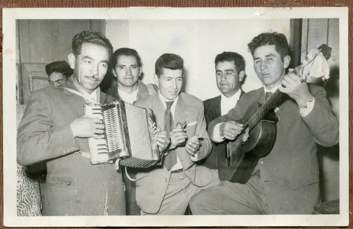 Músicos de Calle Larga — Calle Larga — 1960 | Chile de Ayer