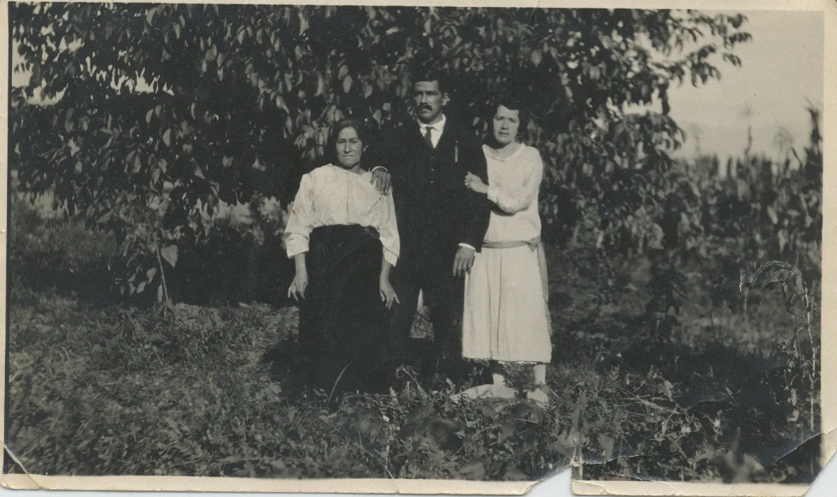Familia Contreras Clavijo — Calle Larga — 1920 | Chile de Ayer