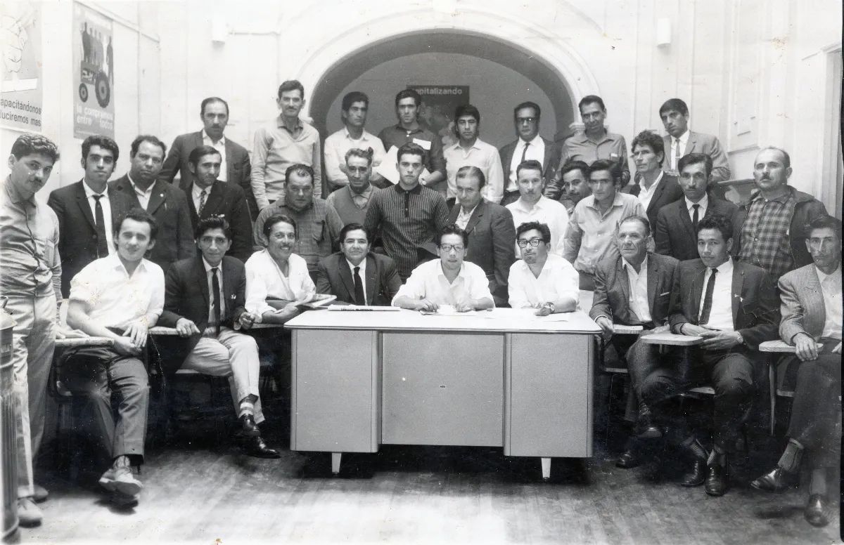 Delegaciones en Confedración Nacional del Triunfo Campesino de Chile — 1961 | Chile de Ayer