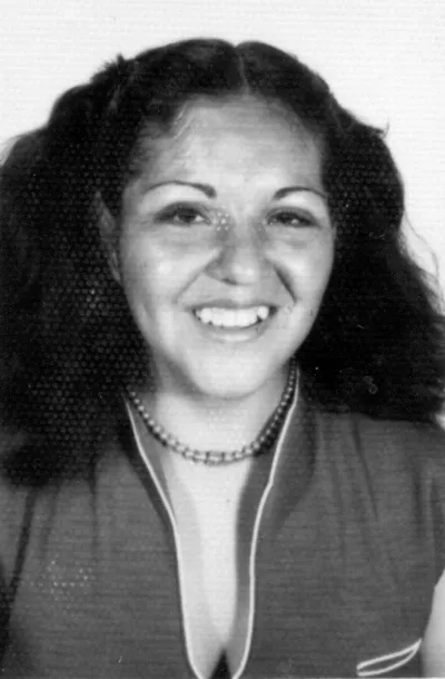 Retrato Isabel Mura — Calle Larga — 1966 | Chile de Ayer