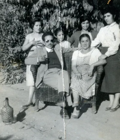 Familia Mura León — Calle Larga — 1957 | Chile de Ayer