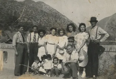 Familia Dureaux Arevalo — Calle Larga — 1944 | Chile de Ayer