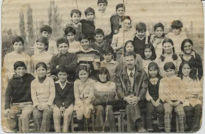 Recuerdo compañeros de curso y profesor — Pocuro — 1975 | Chile de Ayer