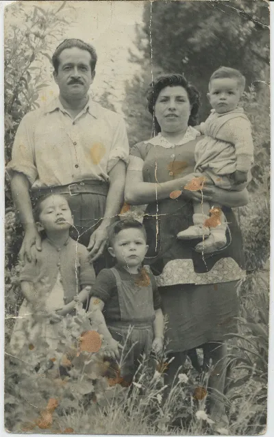 Familia Contreras Vergara — Pocuro — 1960 | Chile de Ayer
