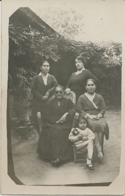 Familia Clavijo — Calle Larga — 1920 | Chile de Ayer