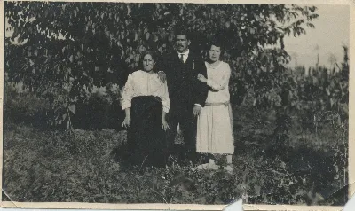 Familia Contreras Clavijo — Calle Larga — 1920 | Chile de Ayer
