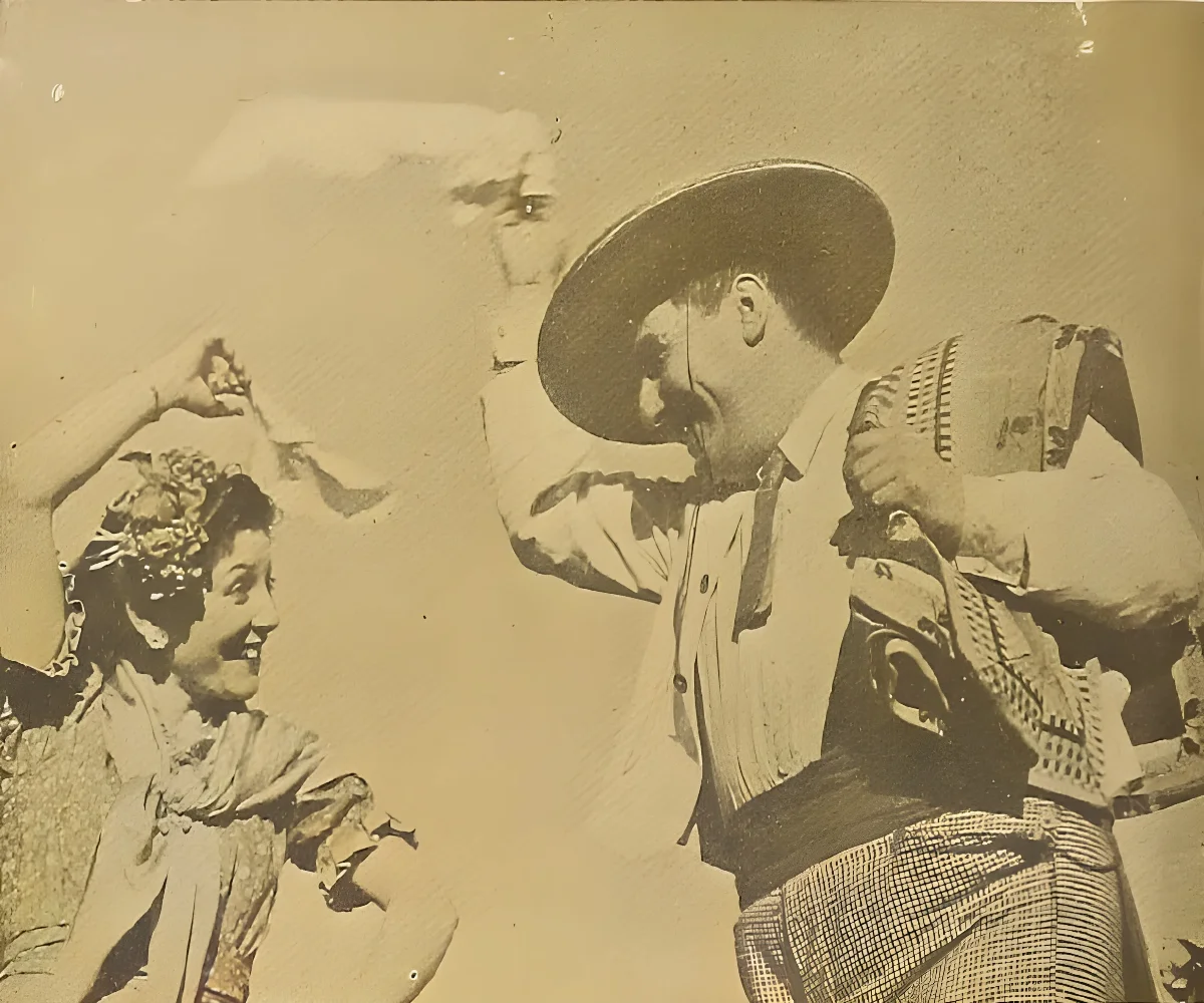 La cueca (1942) — 1942 | Chile de Ayer