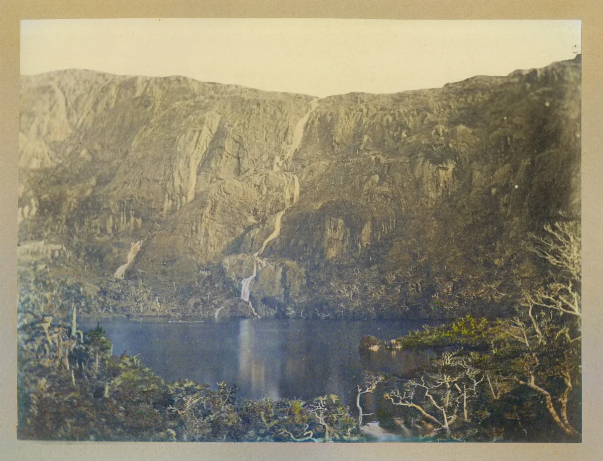 Paisaje de fiordos patagónicos, ca. 1894 — 1894 | Chile de Ayer