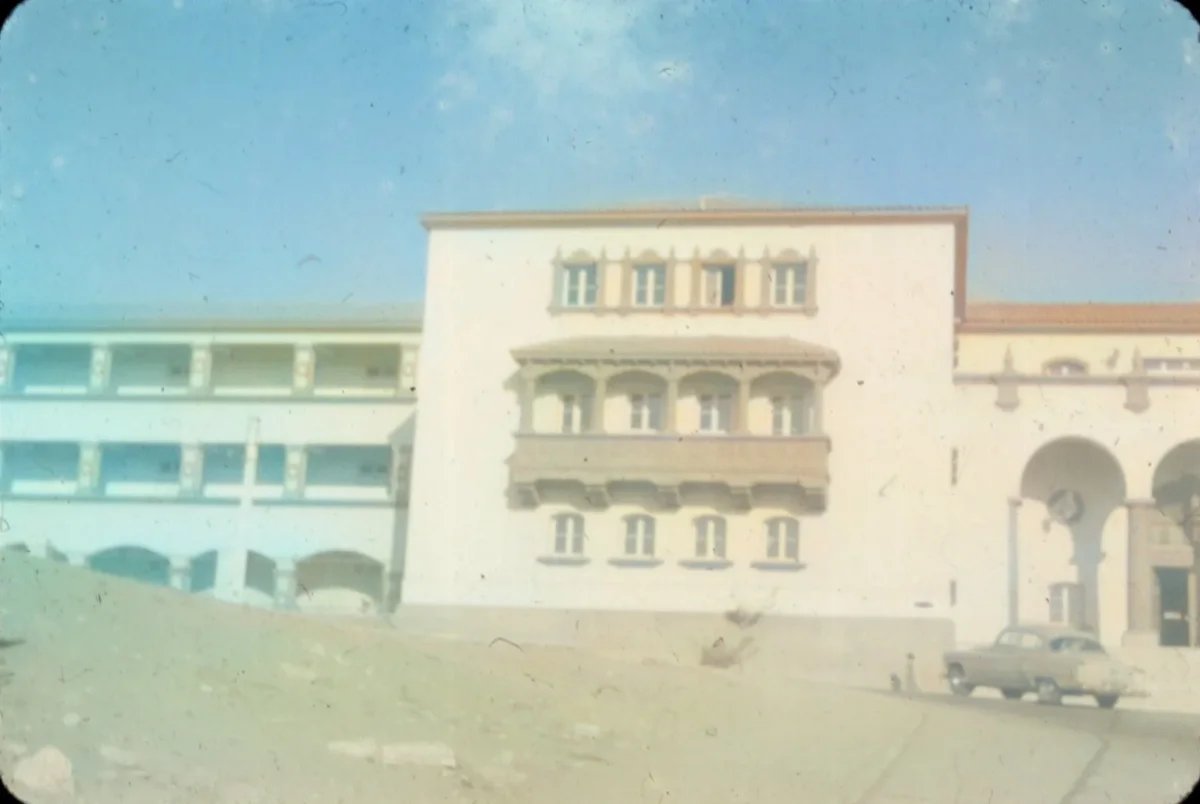Liceo de Niñas Gabriela Mistral, La Serena 1957 — Liceo Gabriela Mistral — 1957 | Chile de Ayer