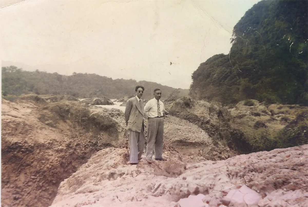 Río Petrohué en 1945 — Río Petrohué — 1945 | Chile de Ayer